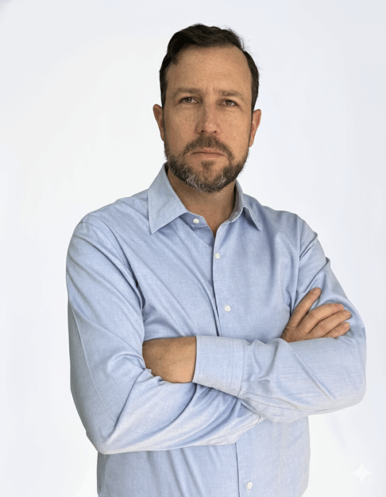 Socio, Abogado, LL.M (NYU y NUS)