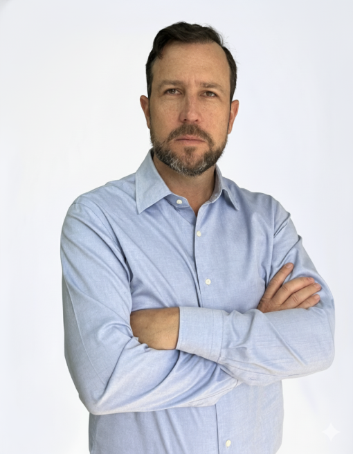 Socio, Abogado, LL.M (NYU y NUS)